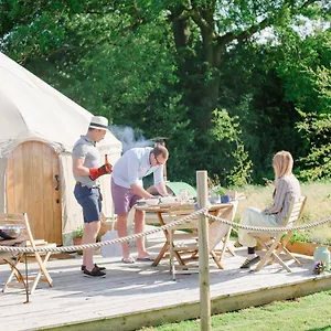 https://yurtshire-fountains.yorkshirehotels.net