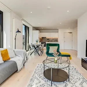 https://shyroyal.cambridgehotelsuk.com